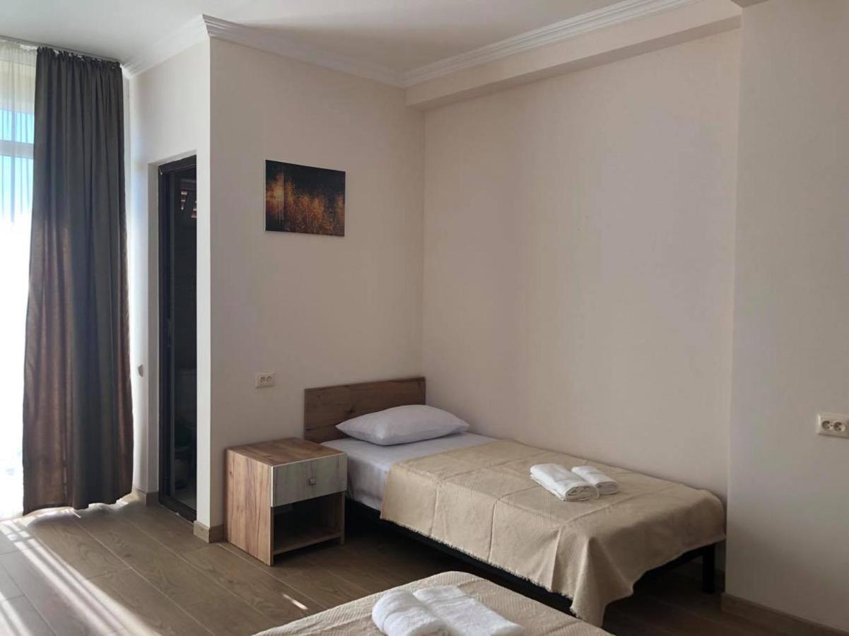Chaki Hotel Ureki Eksteriør billede